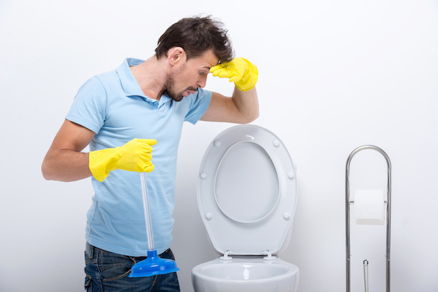 How to Fix an Overflowing Toilet